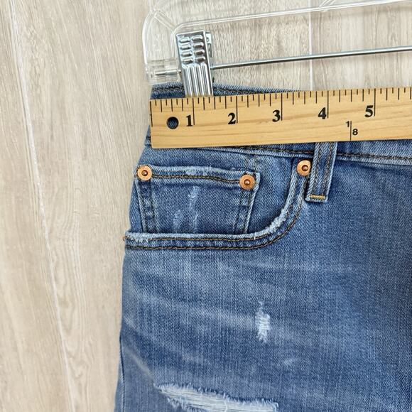 Levi’s Cutoff Denim Shorts Women’s Size 27 Blue 2" Inseam Pockets Shortie Bootie - Picture 5 of 12